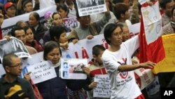 Biểu tình chống Trung Quốc tại Hà Nội, ngày 9/12/2012. (AP Photo / Na Son Nguyen)