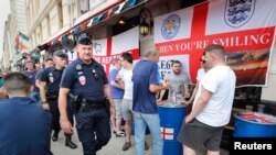 Des supporters anglais dans Marseille, 10 juin 2016