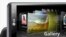 Ambos dispositivos son capaces de tomar fotos 3D y mostrarlas en pantalla sin necesidad de gafas especiales.