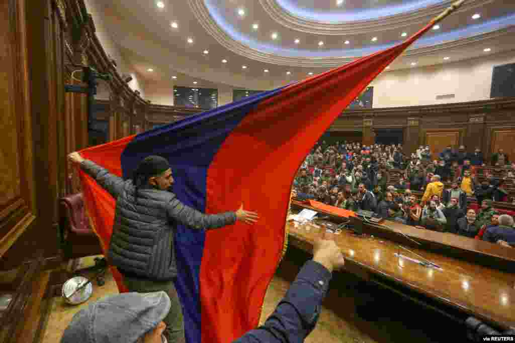 People storm the parliament in&#160;Yerevan, Armenia, after Prime Minister Nikol Pashinyan said he had signed an agreement with leaders of Russia and Azerbaijan to end the war.
