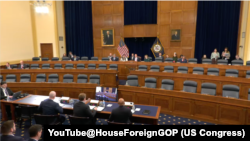 众议院外交委员会举行主题为“改革美国防务销售”的听证会。(2026年3月17日)