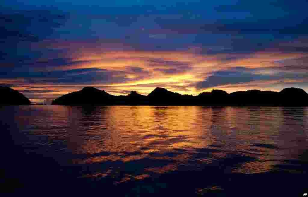 Sunset on the Island of Palau. (Photo: Steve McNicholas)