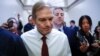 El representante Jim Jordan que compite por el puesto de presidente de la Cámara, habla con los medios de comunicación después de una reunión de los republicanos mientras continúan intentando elegir un nuevo presidente en el Capitolio en Washington el 16 de octubre de 2023.