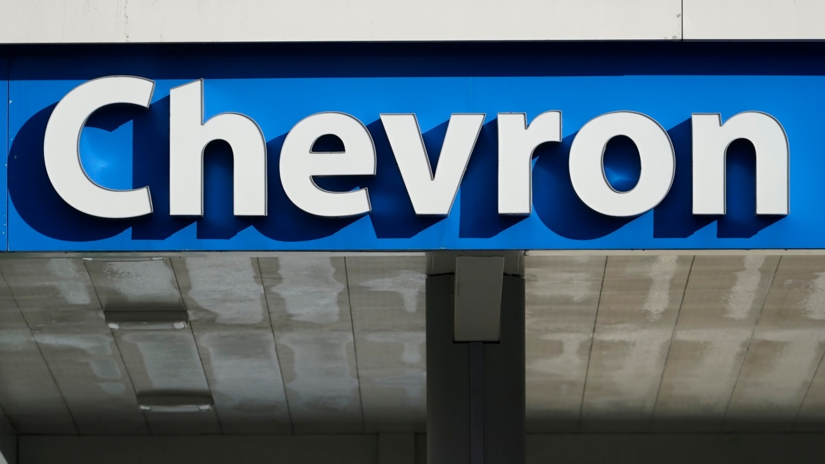 Cancelación de licencia de Chevron podría llevar a un nuevo pacto de exportación de petróleo en Venezuela: fuentes