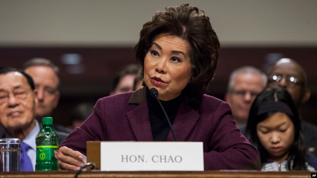 Elaine Chao – yang dikukuhkan sebagai Menteri Transportasi AS – menerima 50 ribu dolar pada tahun 2015 dalam acara yang dilangsungkan oleh sayap politik “Mujahedeen-e-Khalq” (foto: dok).