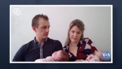 Cурогатний досвід в Україні: eксклюзивне інтерв'ю із новими батьками з Австралії. Відео