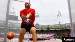 Atlet pelempar martil Turki, Esref Apak saat berlaga di Olimpiade London 2012, 3 Agustus 2012 (Foto: dok). 