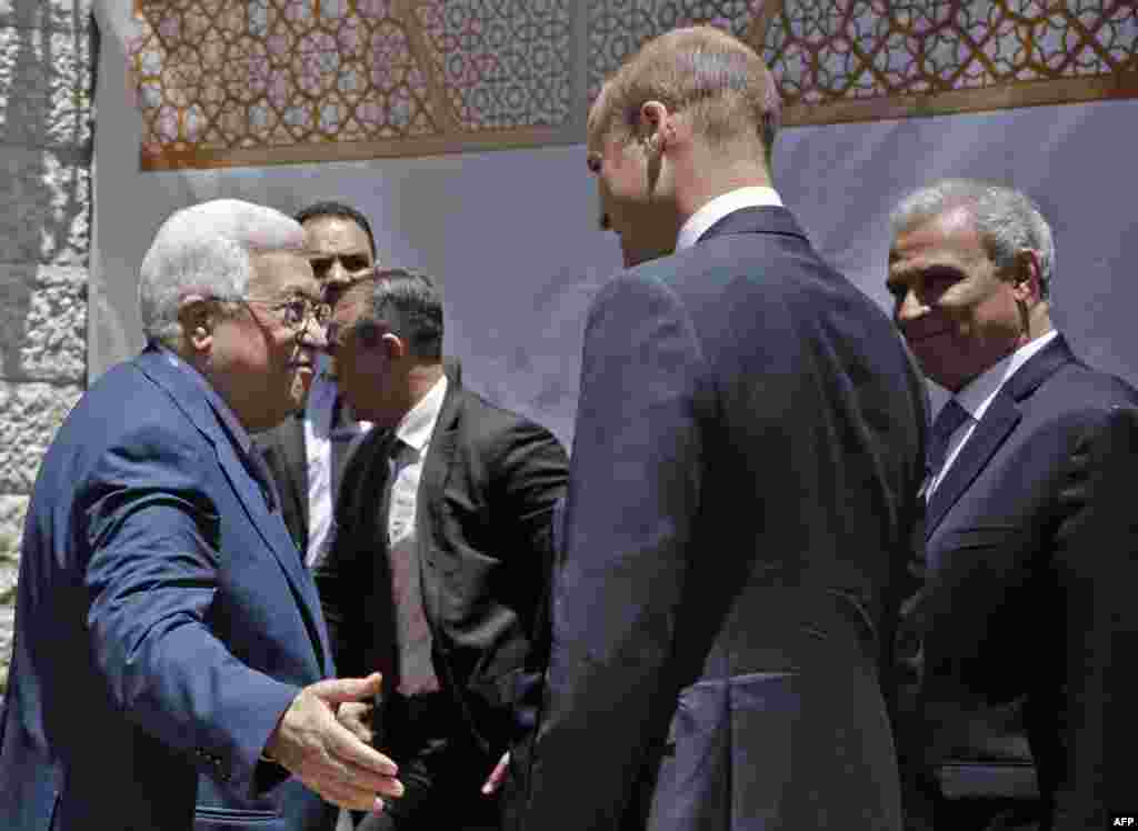دیدار پرنس ویلیام شاهزاده بریتانیایی با محمود عباس رئیس تشکیلات خودگردان فلسطینی در رام الله