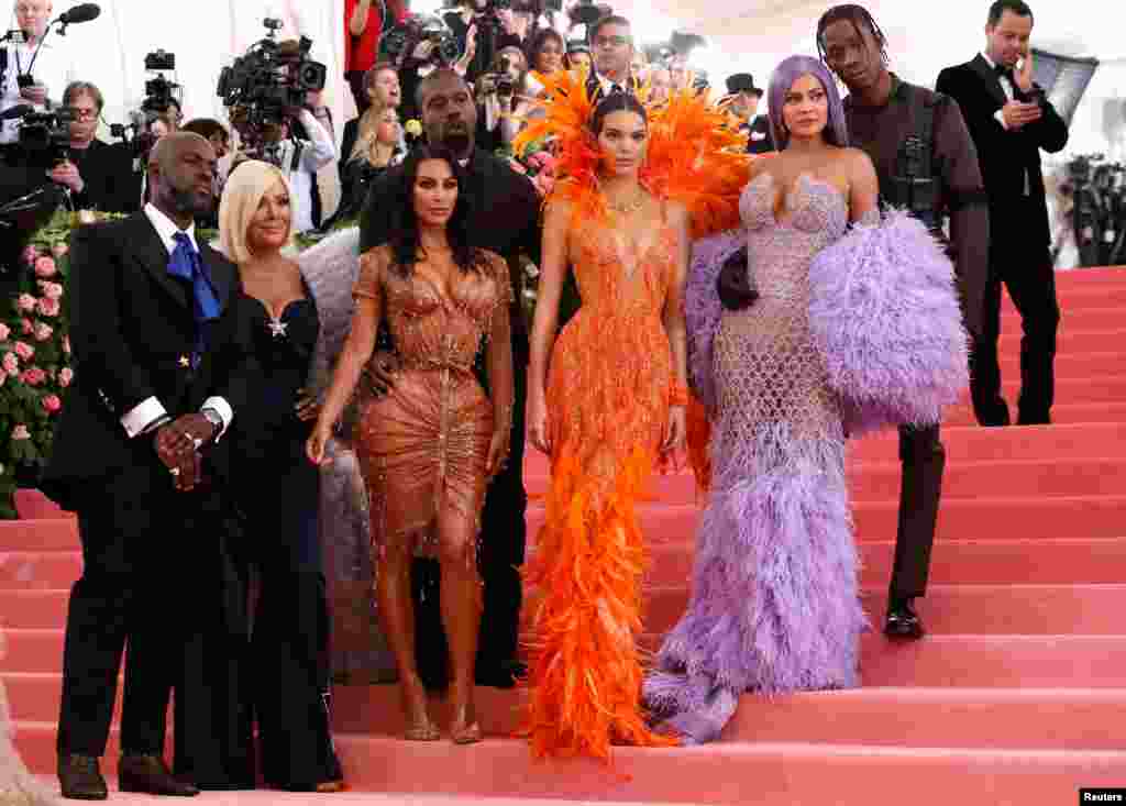 Corey Gamble, Kris Jenner, Kanye West, Kim Kardashian, Kendall Jenner, Kylie Jenner, Travis Scott