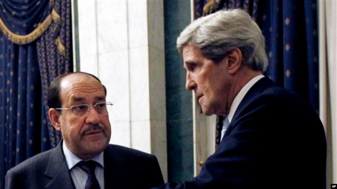 Tujuan Menteri Luar Negeri John Kerry di Baghdad adalah untuk membuat Perdana Menteri Nouri Al-Maliki terlibat dengan Amerika dalam hal Suriah dan mengajaknya terlibat dengan para tokoh oposisi politik di Irak menjelang pemilu bulan April mendatang (foto, 24/3/2013).