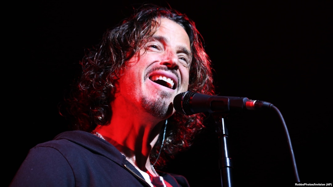 Chris Cornell, vokalis di Soundgarden saat tampil di Atlanta, Georgia tahun 2013 (foto: dok).