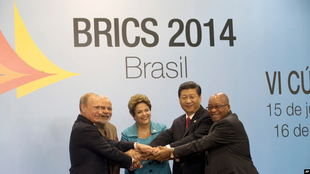 BRIKS davlatlari rahbarlari Braziliyadagi sammit paytida 