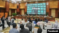 Menteri Keuangan RI dalam konferensi pers #APBNKiTa di Kantor Kemenkeu di Jakarta, 13 Maret 2025. (Facebook/smindrawati)