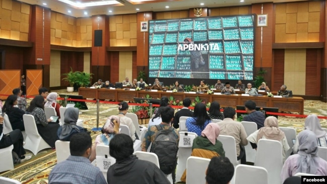 Menteri Keuangan RI dalam konferensi pers #APBNKiTa di Kantor Kemenkeu di Jakarta, 13 Maret 2025. (Facebook/smindrawati)