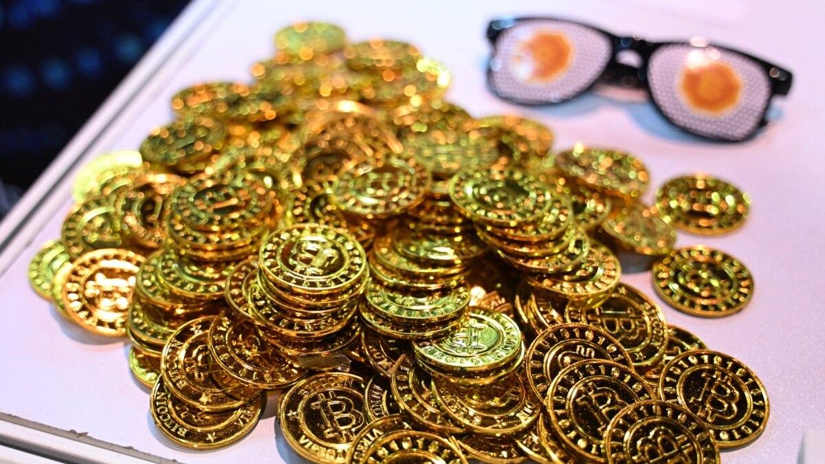 Trump será anfitrión de cumbre sobre criptomonedas en la Casa Blanca