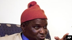 Guinea-Bissau presidential candidate Kumba Yala speaks to the media at his residence in the capital Bissau, March 17, 2012. 