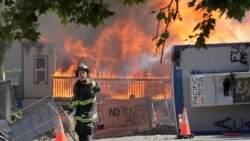 Manifestantes colocaram fogo na área de construção de um centro prisional juvenil, em Seattle