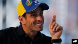 Henrique Capriles dijo que si se tiene la verdad en la mano hay que ir a defenderla a donde sea.