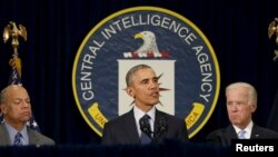  اوباما برای شرکت در جلسه ای با اعضای شورای امنیت ملی آمریکا به مقر سازمان سیا در شمال ویرجینیا رفت.
