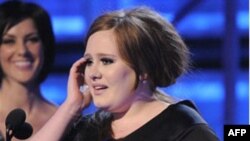 Albumi më i shitur dy javët e para të shkurtit, “21” i këngëtares Adele