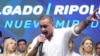 Álvaro Delgado, candidato presidencial del gobernante Partido Nacional, pronuncia un discurso durante un mitin seis días antes de las elecciones presidenciales, en Maldonado, Uruguay, el lunes 21 de octubre de 2024. (Foto AP/Matilde Campodonico)