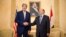Jon Kerri Saudiya Arabistonida Yaman Prezidenti Abdu Rabbo Mansur Hadi bilan ham ko'rishdi. Vatanda isyonchilarning bosqinidan qochgan Hadi martdan beri qirollikda jon saqlayapti.