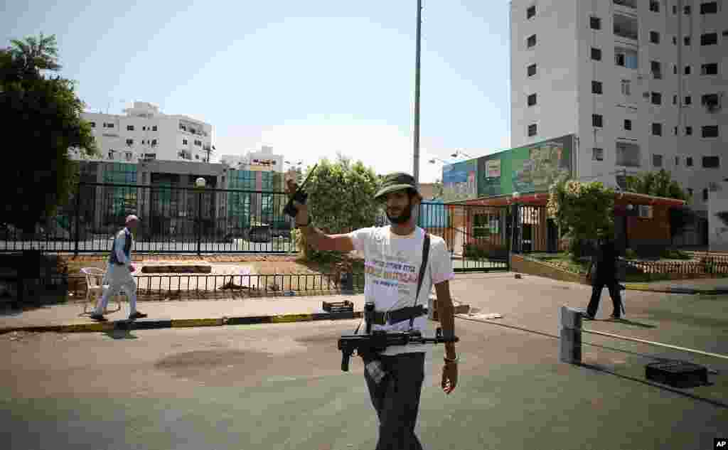 [급변하는 리비아] 시민군 트리폴리 입성, 가다피 잠적