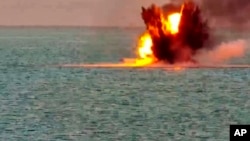 Video yang dirilis oleh Rusia menunjukkan militer Rusia hancurkan drone Ukrian di Laut Hitam dekat Krimea (foto: dok). 