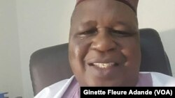 Le président de la Haute autorité de l'audiovisuel et de la communication, Adam Tessi Boni, à Cotonou, au Bénin, le 4 décembre 2016. (VOA/Ginette Fleure Adande)