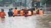 Lebih dari 30 Ribu Mengungsi Karena Banjir di Jakarta