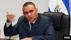 Funes es el anfitrión del encuentro con Lobo y Ortega donde analizan retomar la Declaración de Managua de 2007.