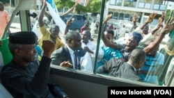 Yemi Osinbajo , avocat de 65 ans et ancien professeur d'université, estime que ses années de service sous le président Buhari ont fait de lui le meilleur homme pour le poste.