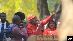 Umongameli webandla leMDC Alliance, uMnu. Nelson Chamisa.