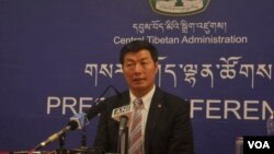 Sikyong Offers Condolences to Nelson Mandela's Family