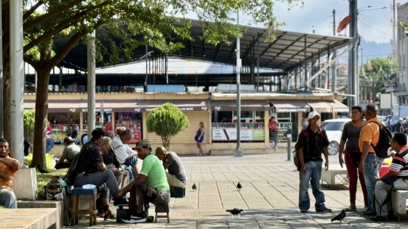 La vida después del desalojo de vendedores informales en el centro de San Salvador