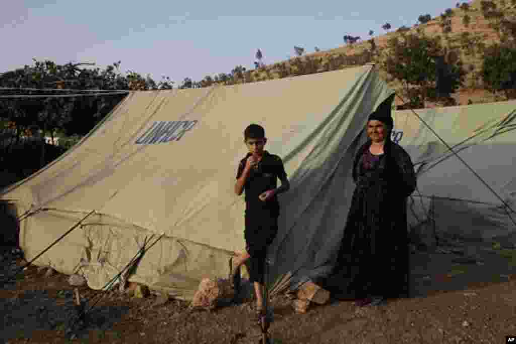 Hundreds displaced by Iranian forces shelling Iraqi Kurdistan Border, Sunday, July 31, 2011
