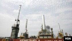 Expertos consideran que a lo sumo Venezuela está produciendo 2.300.000 barriles de petróleo al día,