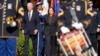 Kamala Harris aparece junto a Biden por primera vez desde su derrota electoral