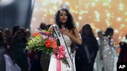 Kara McCullough fue coronada Miss USA 2017 en Las Vegas, Nevada, el domingo, 14 de mayo de 2017.