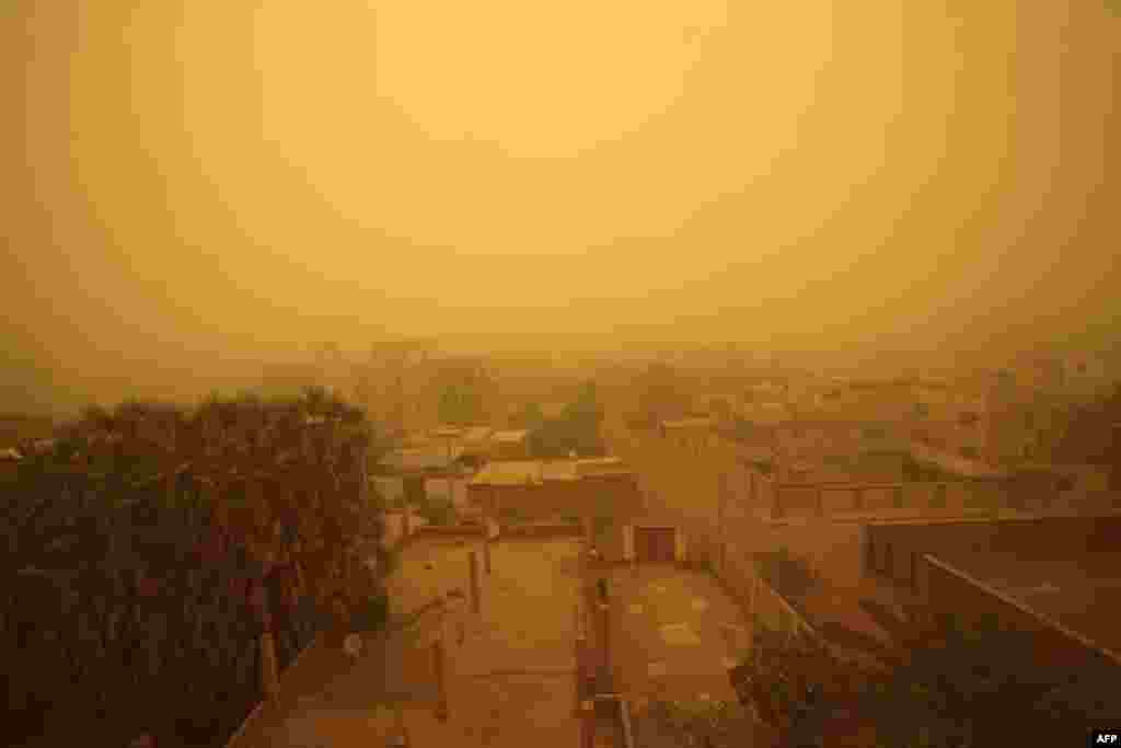 La tempête de sable est arrivée à Khartoum, au Soudan, le 29 mars 2018.