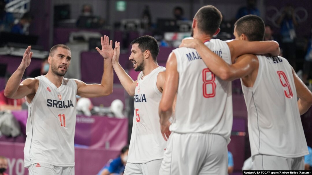 Basketaši Srbije slave osvajanje bronzane medalje (Foto: Reuters/USA TODAY Sports/Andrew Nelles