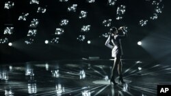 Jessie J performs at the MTV Video Music Awards at The Forum, Aug. 24, 2014, in Inglewood, California. 