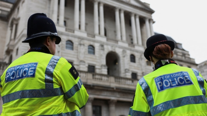 یک نوجوان در ارتباط با حمله به کنیسه‌ای در لندن متهم شد