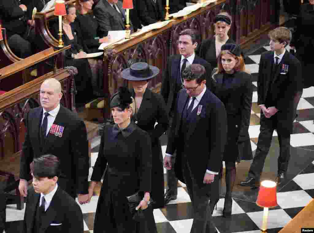 اعضای خاندان سلطنتی با حضور در کلیسای جامع وست مینستر با ملکه الیزابت دوم خداحافظی کردند
