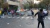 Иран: география протестов, вызванных гибелью 22-летней студентки, расширилась до 16 провинций