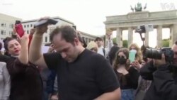 Protests in Berlin After Death of Iranian Woman 