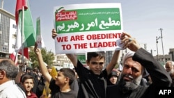 2022年9月23日，支持政府的伊朗人在德黑兰街头举行集会。