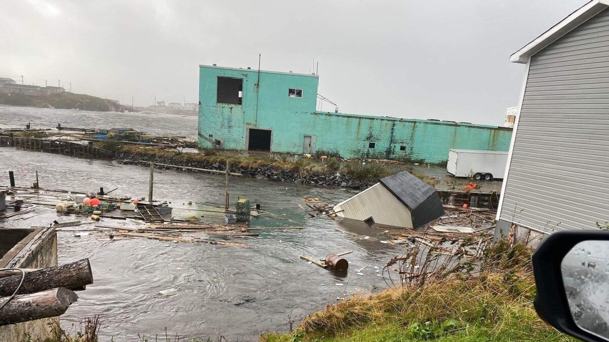 Canada Sends Troops to Help Clear Fiona's Devastation - Vimarsana News