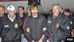 Viktor Bout fue capturado por agentes secretos que se hicieran pasar por rebeldes de las FARC interesados en la compra de armas.