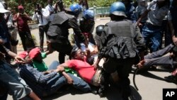 Government Workers Harare Zimbabwe Protests